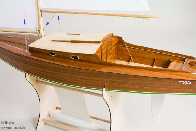 radio controlled sailing yacht kits