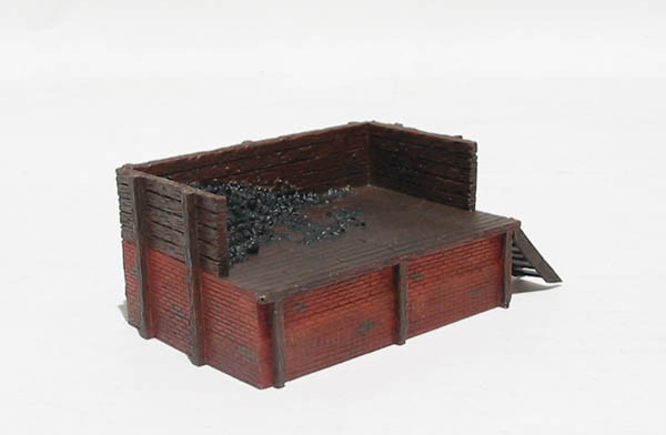 Coaling Stage R8587 - Hornby Train Accessories 00 Gauge