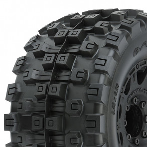 Proline Badlands Mx38 Hp 3.8" Tyre+Raid Black 8x32 Hex 17mm
