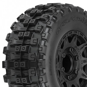 Proline Badlands Mx28 Hp 2.8" Belted Tyres On Blk 6x30 Hex