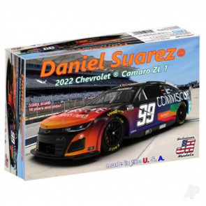 1:24 NASCAR Plastic Car Kit - Daniel Suarez - 2022 Chevy Camaro