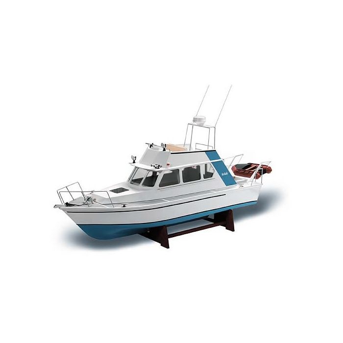 Krick Lisa M Motor Yacht 1:25 Scale Radio Control Model Boat Kit