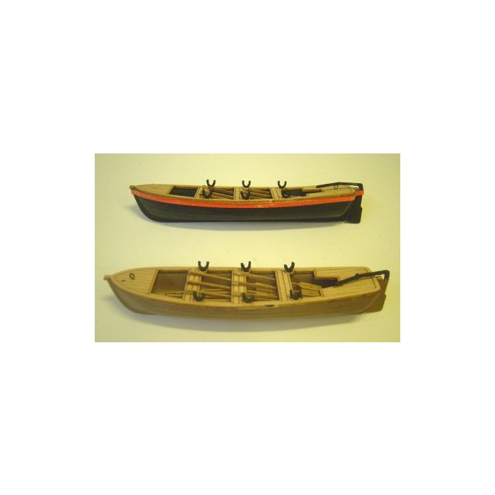 Mantua Plastic and Wood Lifeboat Kit Length 105mm