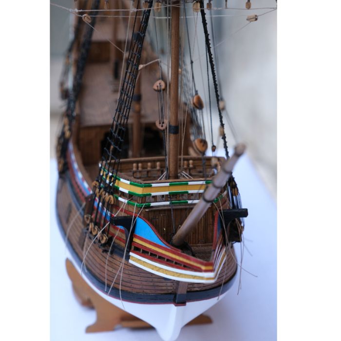 Mantua Mayflower 1:64 Scale Wood Model Ship Kit 