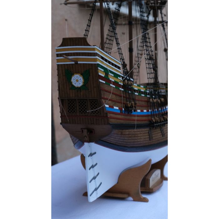 Mantua Mayflower 1:64 Scale Wood Model Ship Kit 