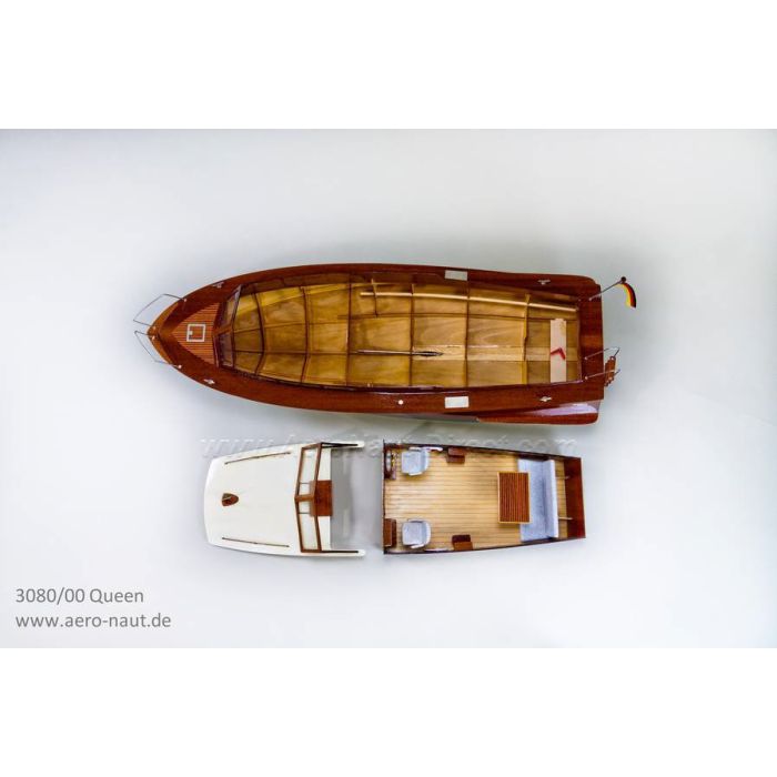 Queen 1960s Semi Scale RC Classic Sports Boat - Aero-Naut Wooden Kit 