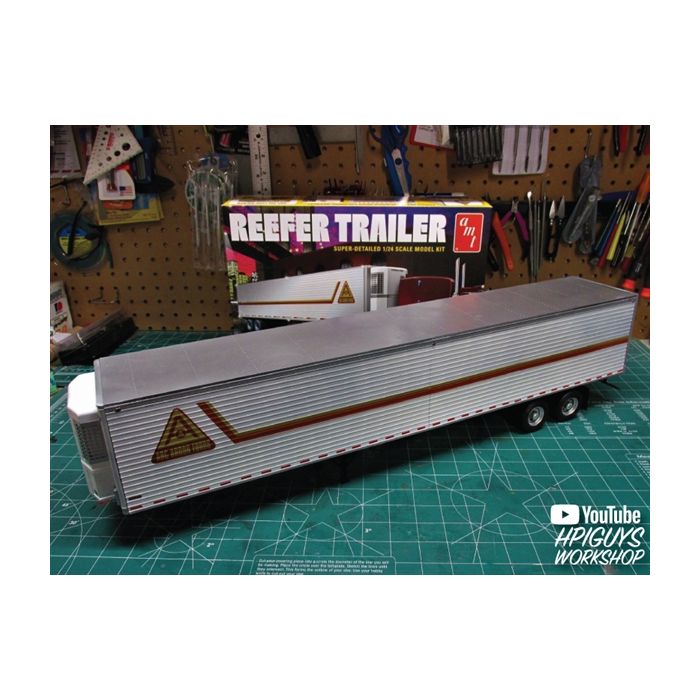 AMT Reefer American Semi Truck Trailer Plastic Model Kit