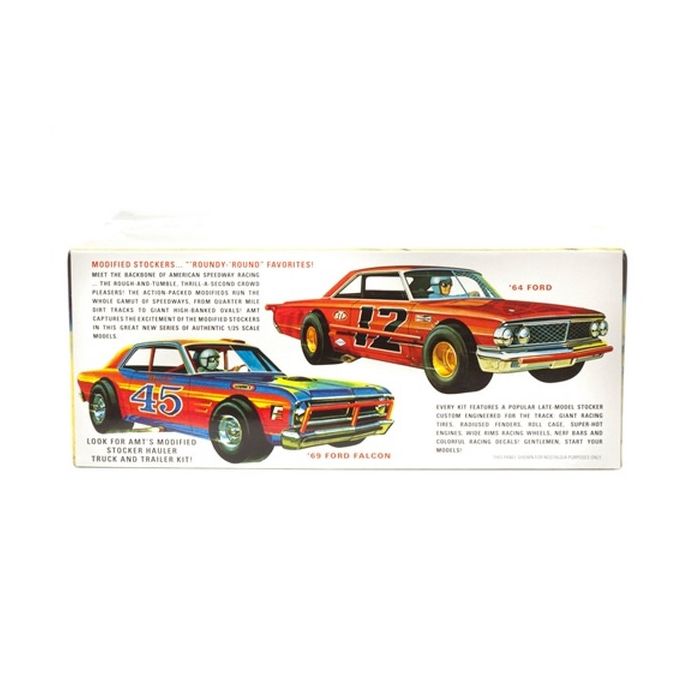 AMT 1:25 1965 Chevy Chevelle Modified Stocker Plastic Kit Car Model American