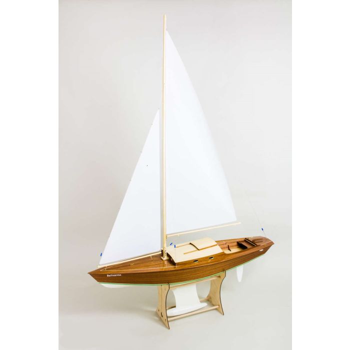 Bellissima Radio Control Sailing Yacht - Aero-Naut Mahogany Wooden Kit 