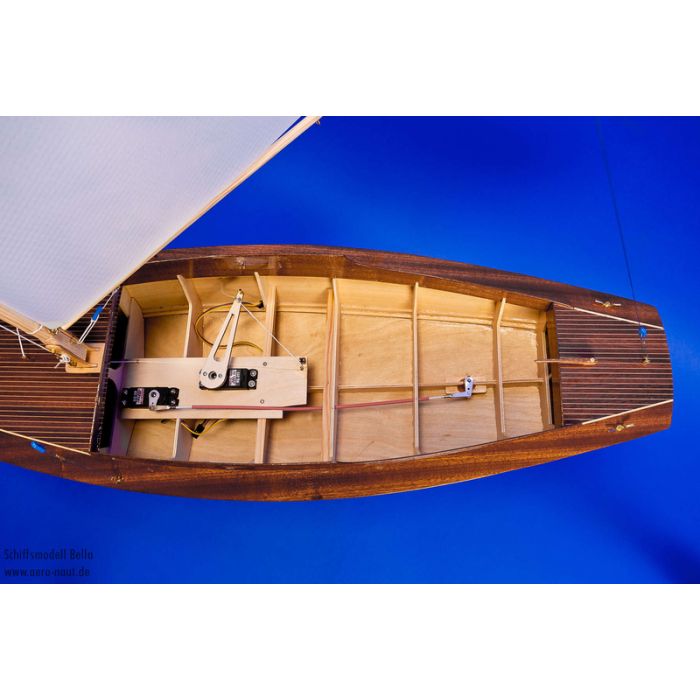 Bella Radio Control Sailing Yacht - Aero-Naut Mahogany Wooden Kit 