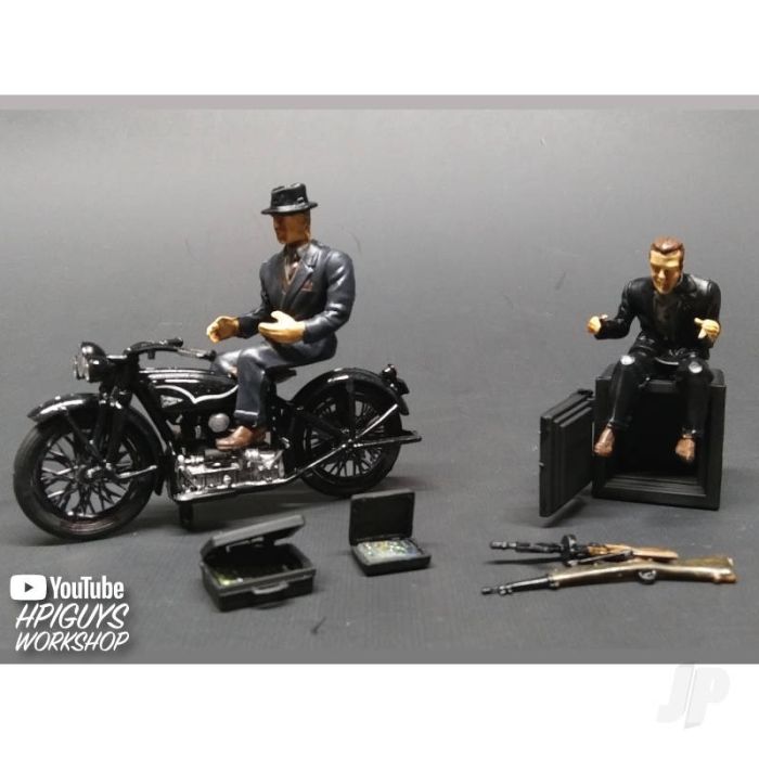 MPC 1932 Chrysler Imperial "Gangbusters" Plastic Kit