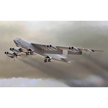 Italeri 1:72 B-52G STRATOFORTRESS Plastic Model Kit