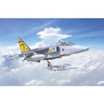 Italeri 1:72 RAF JAGUAR GR.1-3 Plastic Model Kit