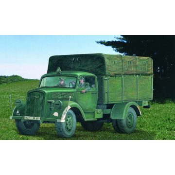 Italeri 1:35 Kfz. 305 OPEL BLITZ Plastic Model Kit