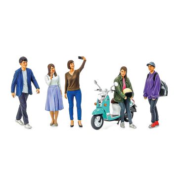 Tamiya 1:24 Campus Friends II (Scooter & 5 Figures) Plastic Model Kit