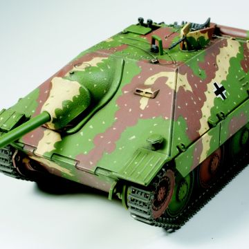 Tamiya 1:48 German Tank Destroyer Hetzer Mid-Production Plastic Model Kit
