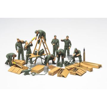 Tamiya 1:48 WWII German Tank Crew Plastic Model Kit