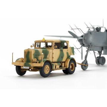 Tamiya 1:48 German Heavy Tractor SS-100 Plastic Model Kit