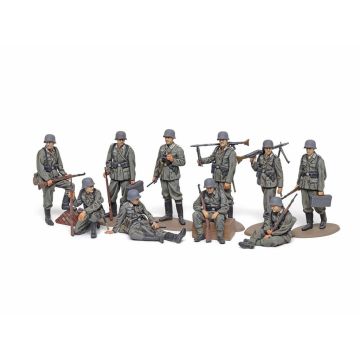Tamiya 1:48 WWII Wehrmacht Infantry Set Plastic Model Kit