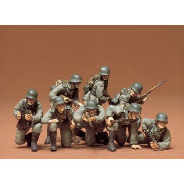 Tamiya 1:35 German Panzer Grenadiers Plastic Model Kit