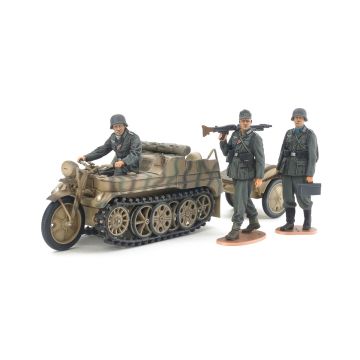 Tamiya 1:35 Sd.Kfz.2 Kettenkraftrad Mid Production Plastic Model Kit