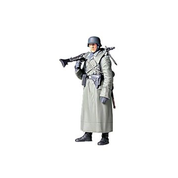 Tamiya 1:16 Ger. Machine Gunner (Greatcoat) Plastic Model Kit
