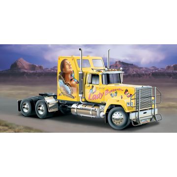 Italeri 1:24 AMERICAN SUPERLINER Plastic Model Kit