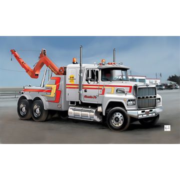 Italeri 1:24 US WRECKER TRUCK Plastic Model Kit