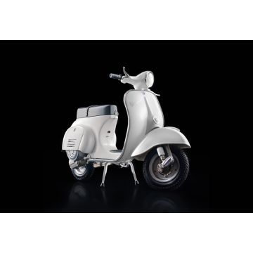 Italeri 1:9 VESPA 125 PRIMAVERA Plastic Model Kit