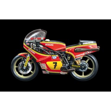Italeri 1:9 Suzuki RG 500 XR27 Team Heron Barry Sheene 1978 C Plastic Model Kit