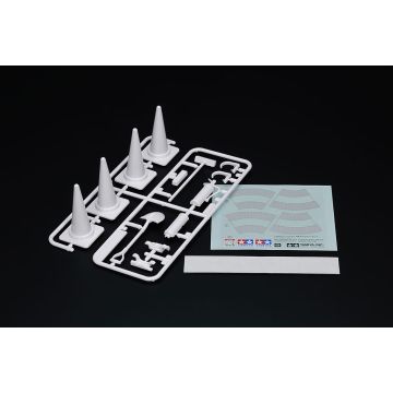 Tamiya Accessory Set (Cones/Tools)