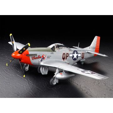Tamiya 1:32 North American P-51D Mustang Plastic Model Kit