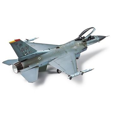 Tamiya 1:72 F-16Cj Fighting Falcon Plastic Model Kit