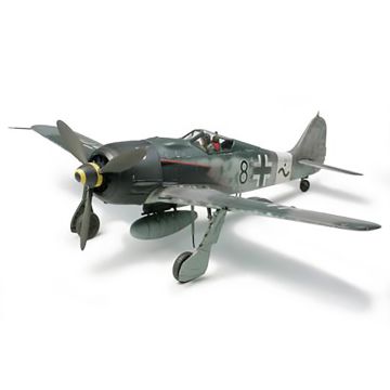 Tamiya 1:48 Focke-Wulf Fw190 A-8/A R2 Plastic Model Kit