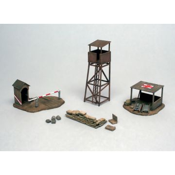 Italeri 1:72 Battlefield Buildings C Plastic Model Kit