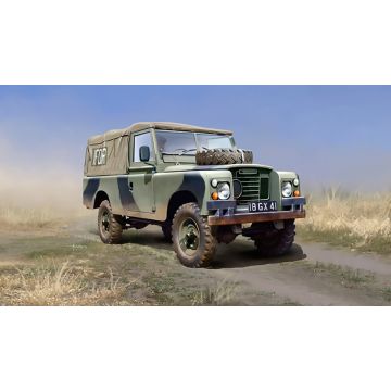 Italeri 1:35 LAND ROVER 109' LWB Plastic Model Kit