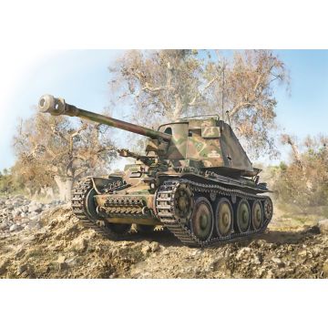 Italeri 1:35 Sd.Kfz 138 Ausf. H Marder III with crew Plastic Model Kit