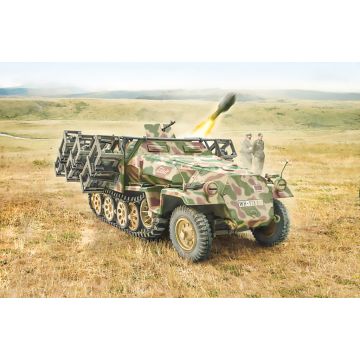 Italeri 1:72 Sd.Kfz. 251/1 Stuka zu Fuss Plastic Model Kit