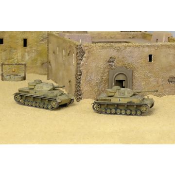 Italeri 1:72 SD.KRZ.161 PZ.KPFW.IV F1 (FAST ASSEMBLEY X 2 PCS) Plastic Model Kit
