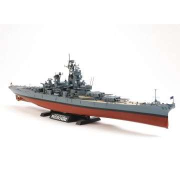 Tamiya 1:350 U.S. Battleship BB-63 Missouri (circa 1991) Plastic Model Kit