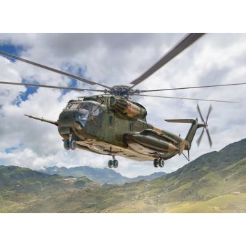 Italeri 1:72 HH-53C Super Jolly Green Giant Plastic Model Kit
