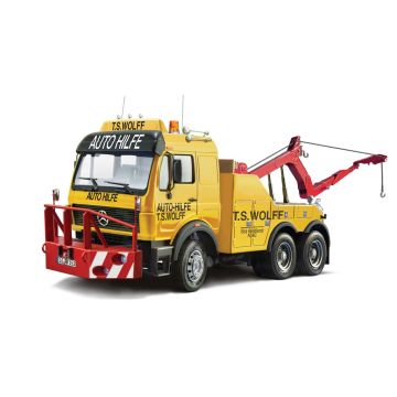Italeri 1:24 Mercedes-Benz Wrecker Truck Plastic Model Kit