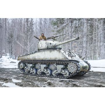 Italeri 1:35 Sherman M4A3 Wet Plastic Model Kit