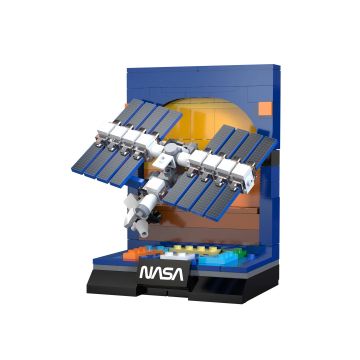 CaDA International Space Station - 188 Piece Brick Build Model Kit
