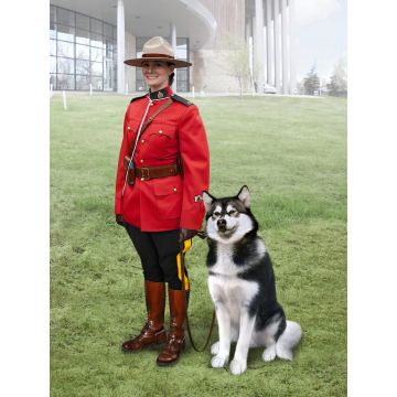 ICM 1:16 RCMP Female Officer with Dog 1:16 Figures Plastic Model Kit