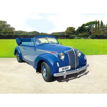 ICM 1:24 Admiral Cabriolet WWII German Passenger Car Plastic Model Kit