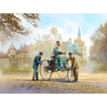ICM 1:24 Benz Patent-Motorwagen 1886 with Mrs. Benz & Sons Plastic Model Kit