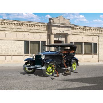 ICM 1:24 Ford Model A Gangster Car Plastic Model Kit
