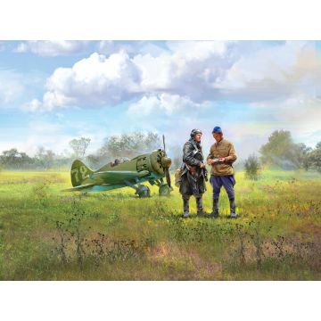 ICM 1:32 I-16 Type 24 with 3 Soviet Pilot Figures (1939-1942) Plastic Model Kit