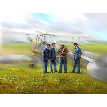 ICM 1:32 WWII RAF Cadets 4 Figures Plastic Model Kit